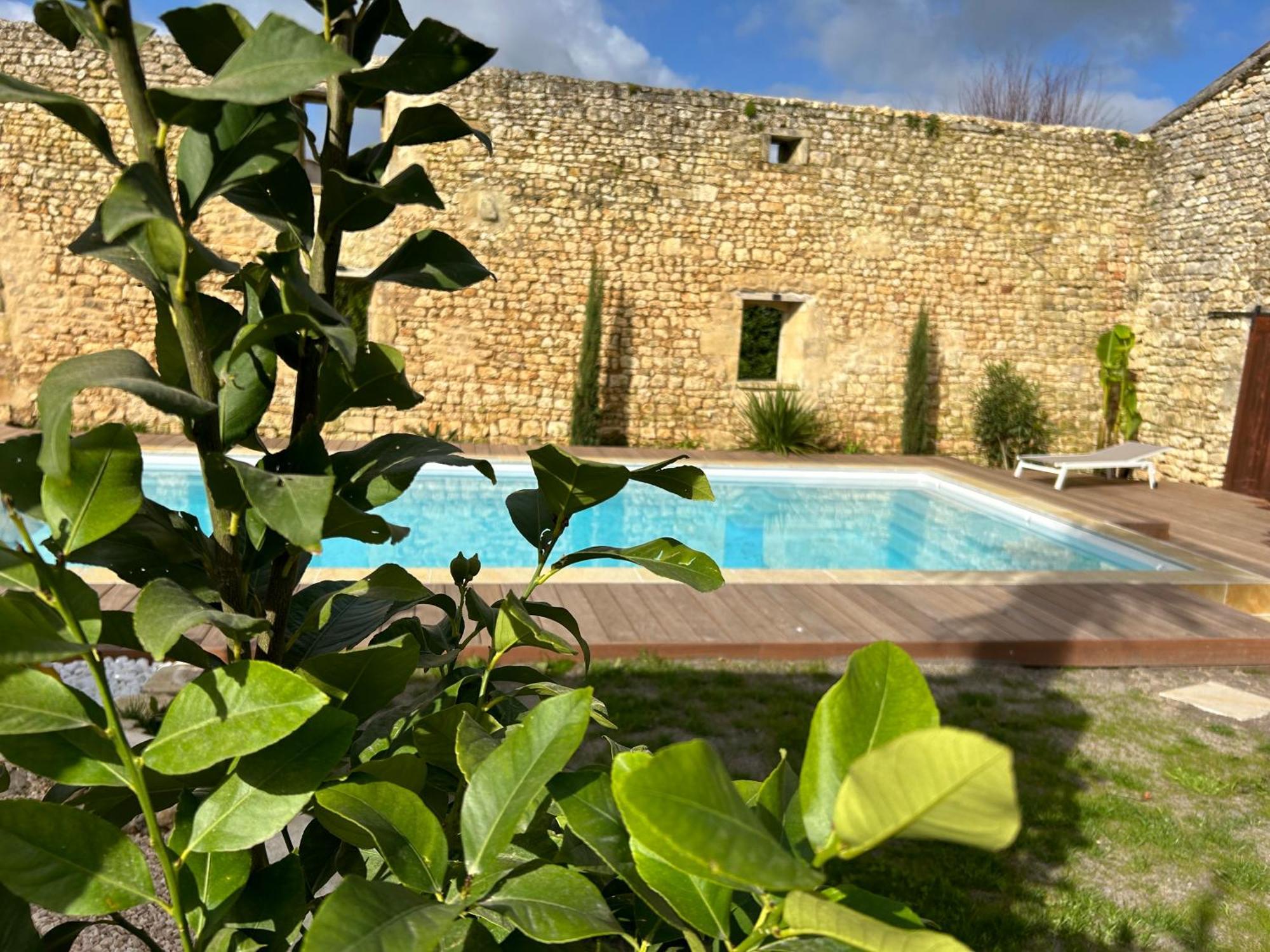 Domaine De La Gemoliere Bed & Breakfast Gemozac Luaran gambar