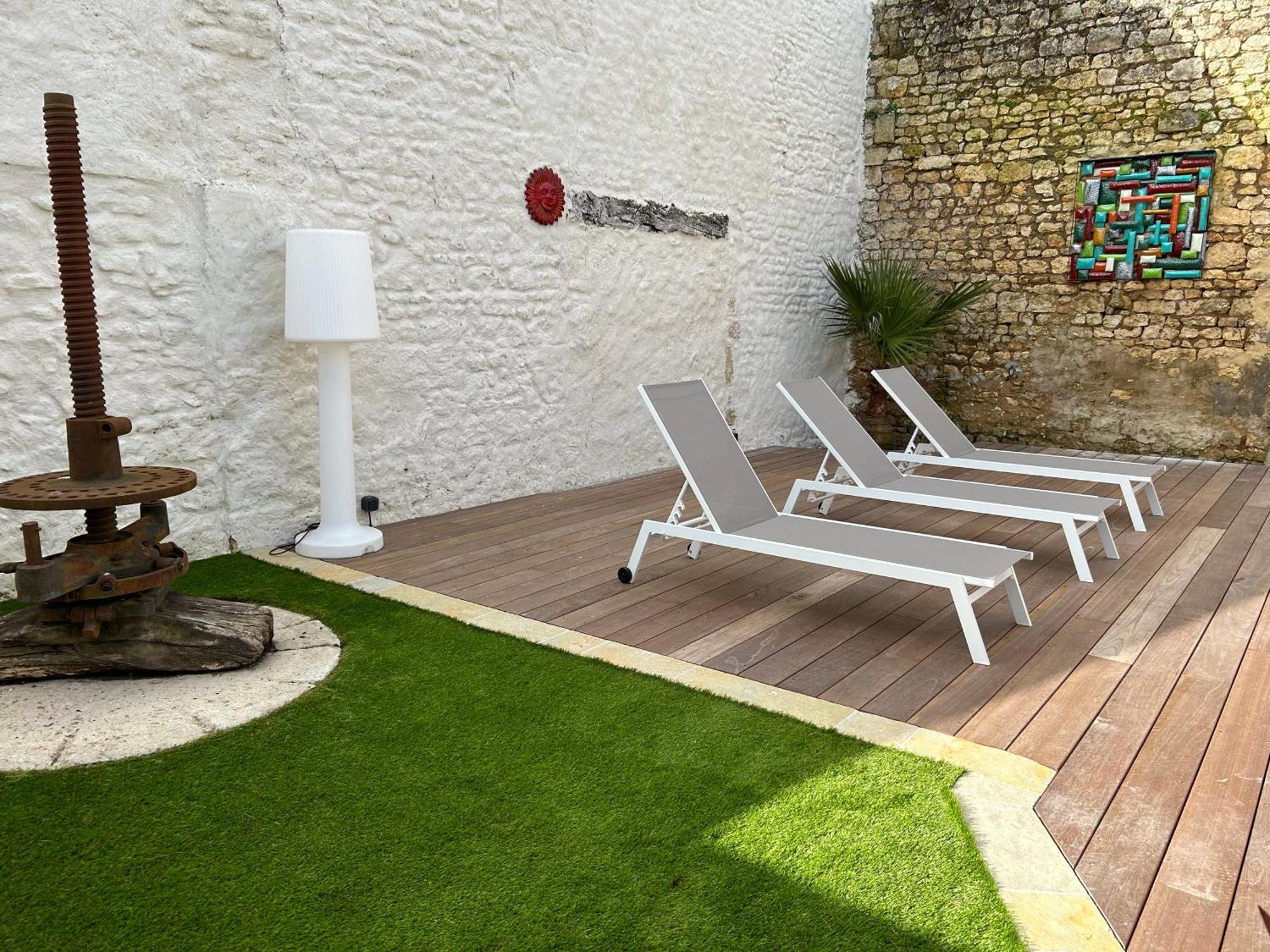 Domaine De La Gemoliere Bed & Breakfast Gemozac Luaran gambar