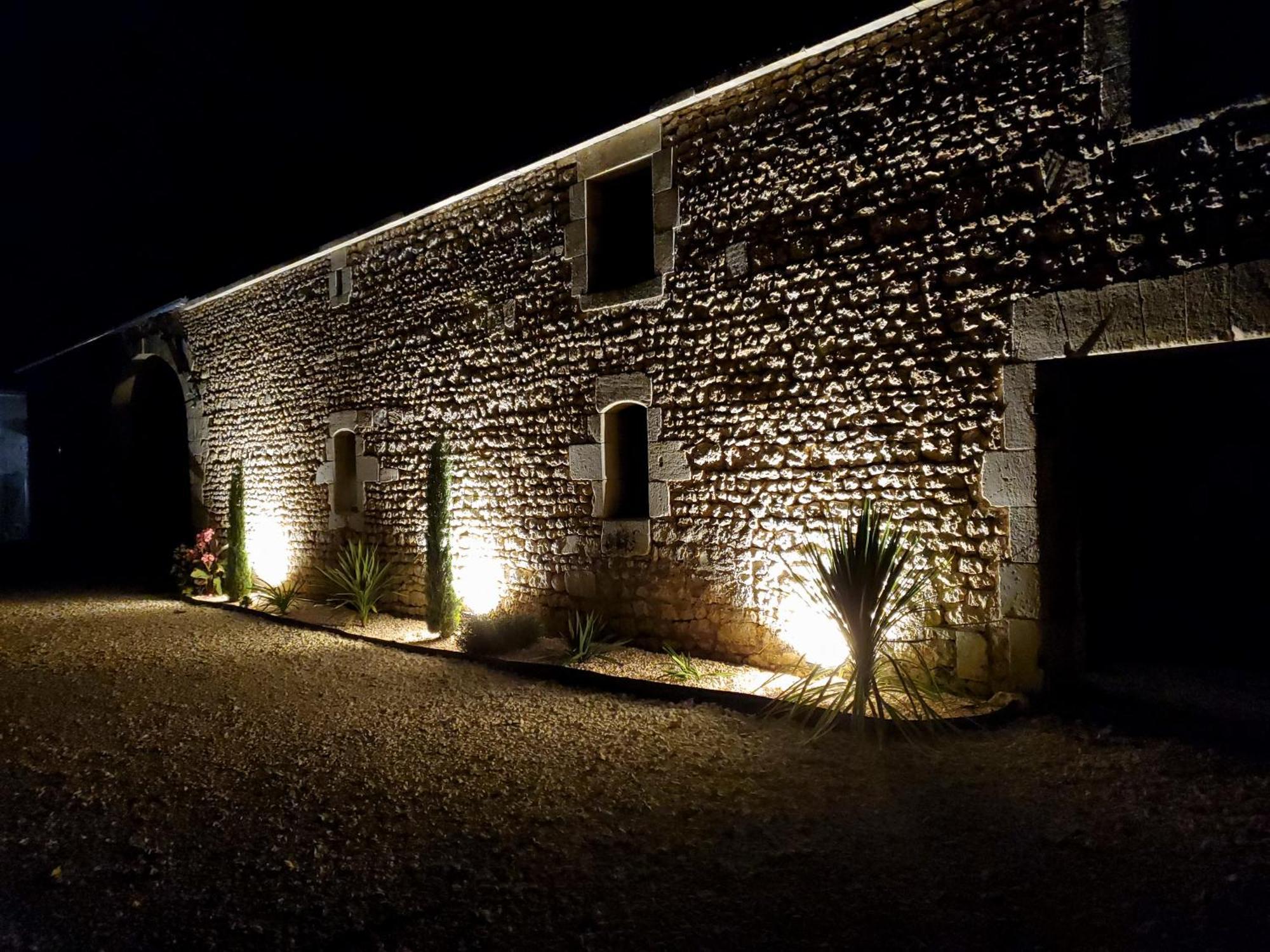 Domaine De La Gemoliere Bed & Breakfast Gemozac Luaran gambar